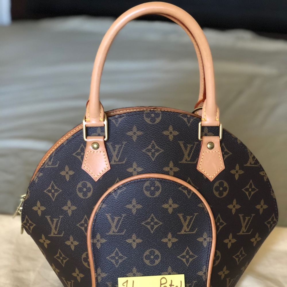 Louis Vuitton Ellipse Pm
